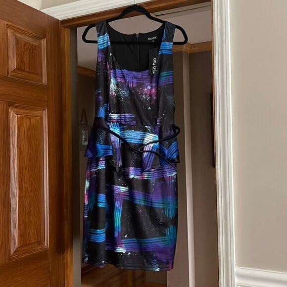 Vibrant Peplum Dress with Belt! - Picture 1 of 13